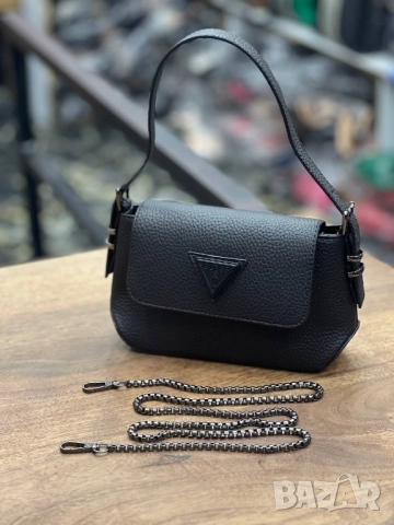 чанти guess, снимка 4 - Чанти - 51445185
