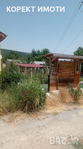 ПРОДАВА ВИЛА на 2 етажа в кв. Боян Българанов, снимка 2 - Вили - 51476652