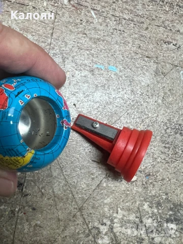 Винтидж острилка във формата на земното кълбо, снимка 7 - Антикварни и старинни предмети - 51112434