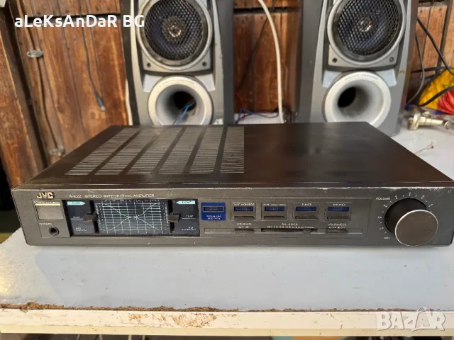 Усилвател Ivc a-k22