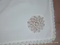 АНТИКВАРНА ПОКРИВКА БЯЛА БРОДЕРИЯ 90/90 СМ РЪЧНА ИЗРАБОТКА+ПОДАРЪК , снимка 7