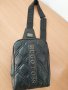 Мъжка чанта Hugo Boss код SG104 , снимка 1 - Чанти - 38762489