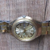 Стар часовник citizen automatic, снимка 4 - Антикварни и старинни предмети - 33184358