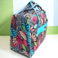 Големи летни пътни чанти с красив цветен принт, снимка 6 - Сакове - 44879535