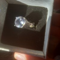 Красив пръстен с печат, снимка 2 - Пръстени - 39599180