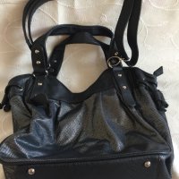 Дамски чанти - Ferragamo, G.M.V. и H&M, много запазени, еко кожа, лот, елегантни, всекидневни, снимка 8 - Чанти - 32717143