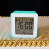 TCM Tchibo настолен часовник,аларма,радиоконтрол. 