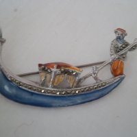 Сребърна  брошка гондола    емаил и маркизети, снимка 7 - Антикварни и старинни предмети - 36875156