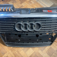 Решетка Audi A6, снимка 1 - Части - 44890478