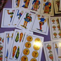 Naipes cartas espanolas нови Испански маркови карти пластик 52+2 Таро карти, снимка 7 - Карти за игра - 43762933