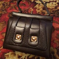 Продавам кожена английска дамска чанта с къса дръжкa, снимка 1 - Чанти - 43092781