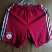 Bayern Munich Adidas оригинални детски къси гащи шорти Байерн Мюнхен 152 11-12г, снимка 1 - Детски къси панталони - 43005566