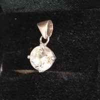 Сребърна висулка със циркони-0,88гр/925, снимка 3 - Колиета, медальони, синджири - 26237861