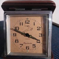 Стари часовници 3броя,,SLAVA"  сделано в СССР , снимка 8 - Антикварни и старинни предмети - 36937418