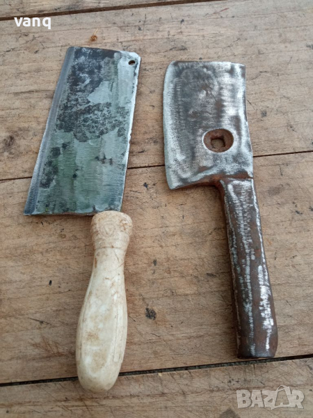 Сатъри, снимка 1