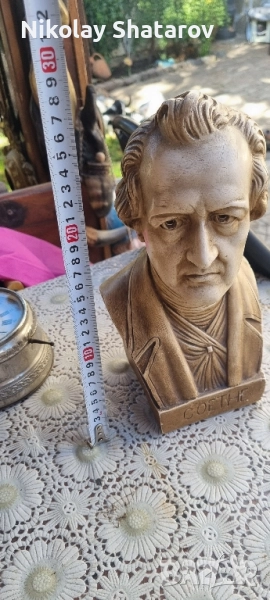 Порцеланов бюст на Гьоте , снимка 1