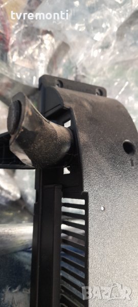 оригинална стойка от телевизор TELEFUNKEN модел 32HB4100, снимка 1