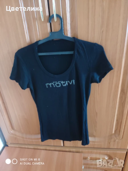 Дамски тениски размер М, снимка 1