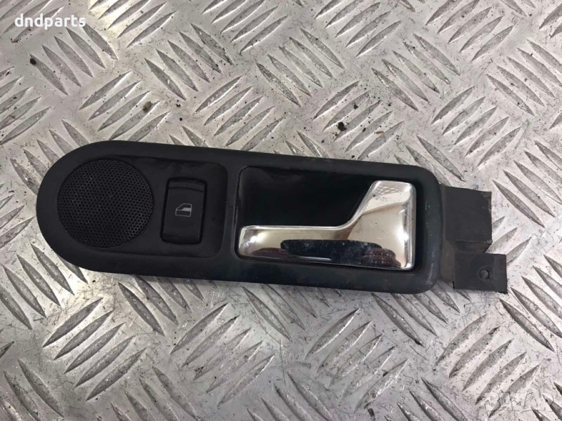 Предна дясна дръжка VW Passat,1998г., снимка 1