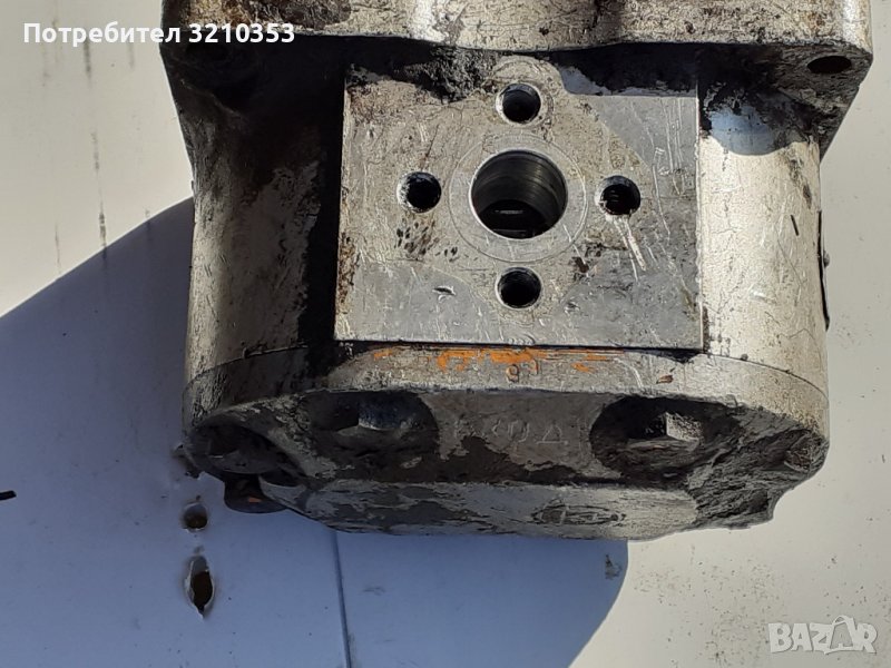 Хидравлична помпа ТЛ45, снимка 1