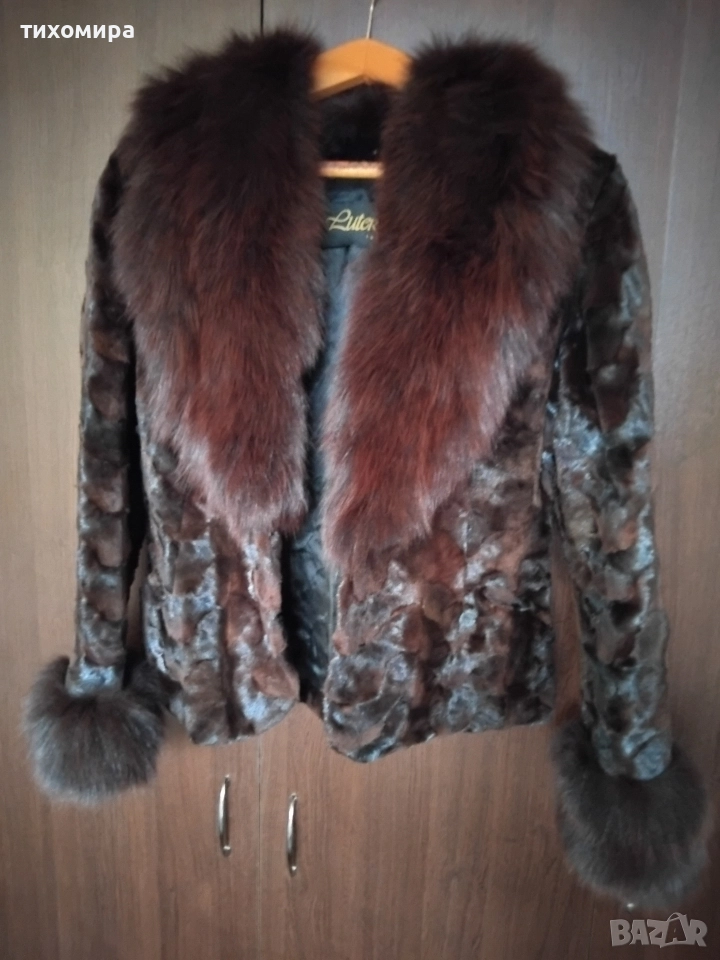 Късо яке от естествен косъм,много красиво и елегантно, снимка 1