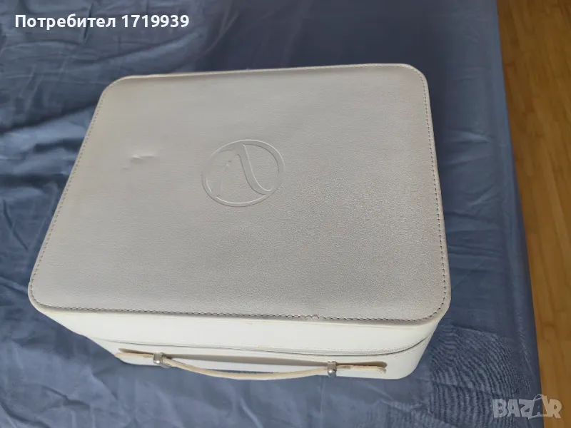 Фотоепилатор BRAUN VENUS NAKED SKIN, снимка 1