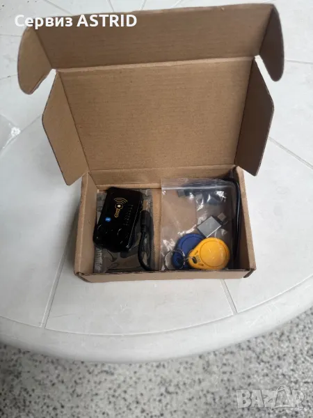 Продавам емулатор за презаписване на чипове и магнитни карти за контрол на достъпа, снимка 1