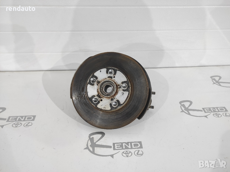 Преден ляв шенкел с диск за Toyota Rav4 2000-2006 1CD , снимка 1