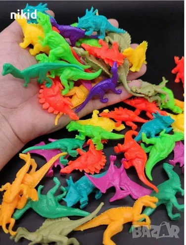10 бр малки динозаври динозавър пластмасови фигурки играчки за игра и украса торта и пинята, снимка 1