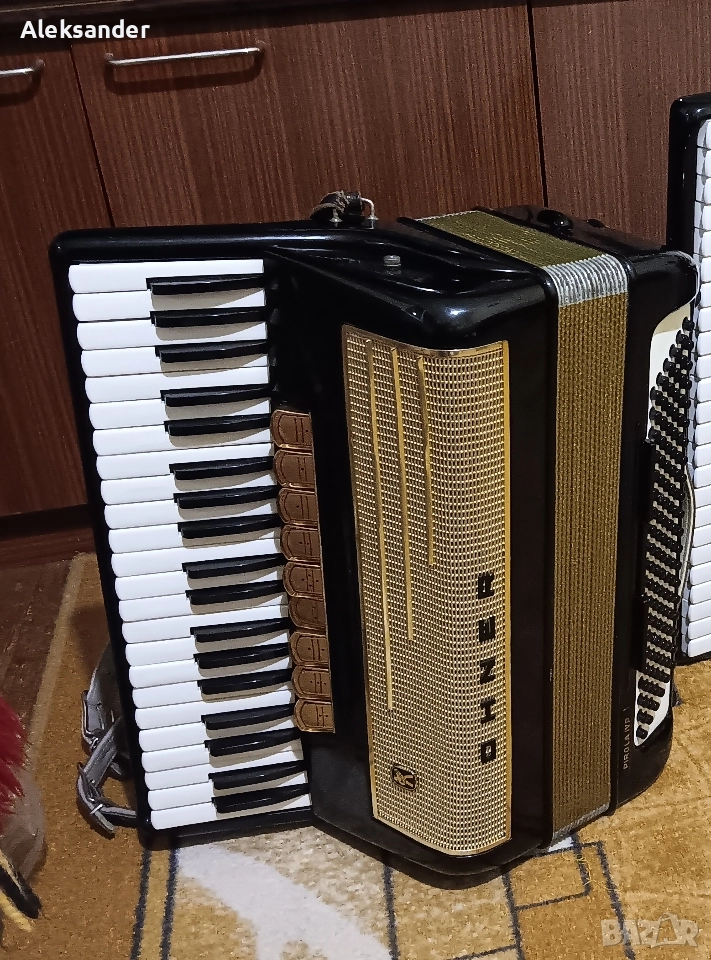 Продавам хонер пирола 4 p 120 баса. , снимка 1