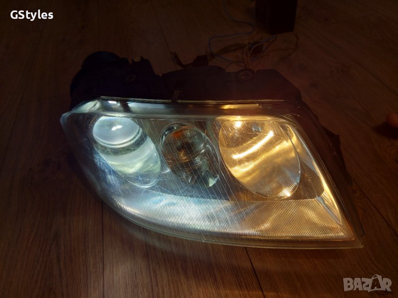 Десен фар xenon за пасат 5.5 , снимка 1