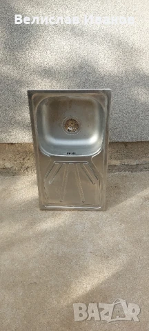 Кухнеска мивка за вграждане. Нормални следи от употреба., снимка 1