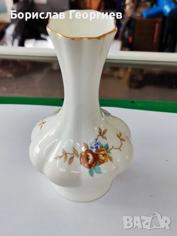Ваза вазичка костен порцелан, снимка 2 - Антикварни и старинни предмети - 47771458