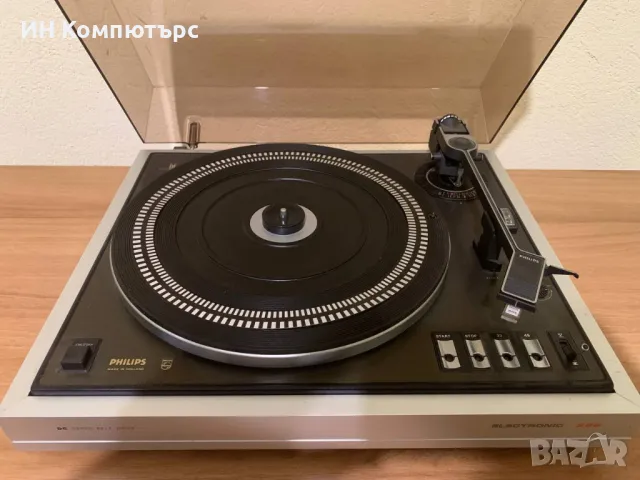 Продавам грамофон Philips GA 222 Electronic