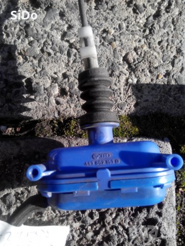  3 броя вакумни машинки за централно заключване с маркучите към тях на Голф 2 , Джета 2 !, снимка 6 - Части - 27388567