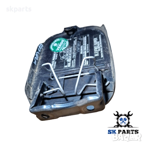 Капаче за резервоар за Mercedes C-Class W203 / Мерцедес W203 седан, снимка 2 - Части - 52272378