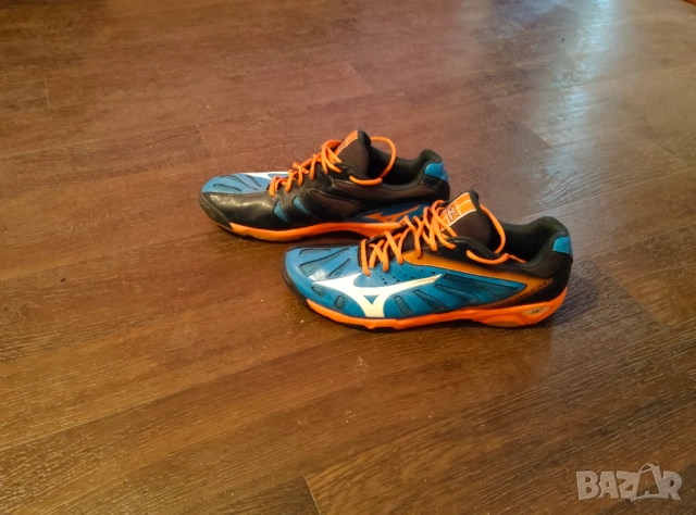 Маратонки Mizuno Wave Volcano 