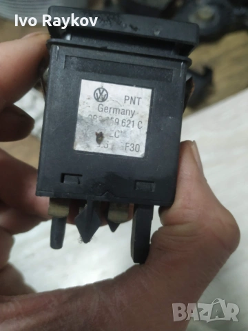 Бутон подгрев задно стъкло Volkswagen Passat , 3B0959621C, снимка 3 - Части - 53037210