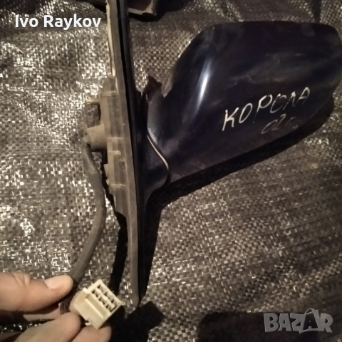 Ляво огледало за Toyota Corolla 2002g, снимка 2 - Части - 44860153