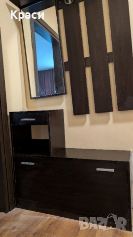 Портманто цвят Венге в отлично състояние 