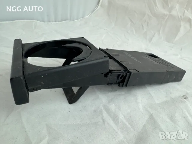 Поставка за чаши, Къп Холдър, Къпхолдър за Шаран, VW Sharan, Seat Alhambra, № 7M3 858 601, 7M3858601, снимка 3 - Части - 47918088