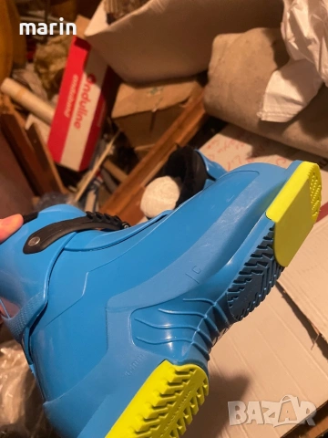 Детски ски обувки номер 22 по Мондо, снимка 6 - Зимни спортове - 53556970