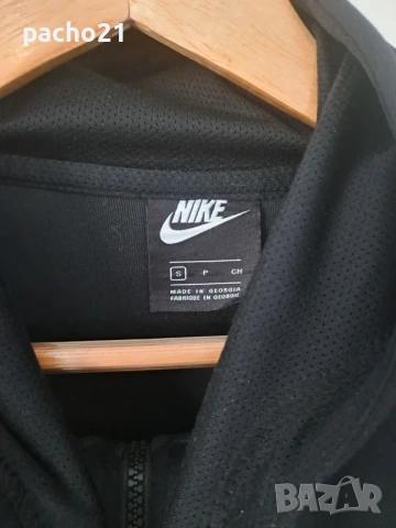Nike , снимка 2 - Спортни дрехи, екипи - 53142000