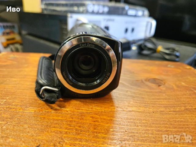 Видеокамера SONY HDR-CX105E В отлично техническо и визуално състояние., снимка 9 - Камери - 52130987