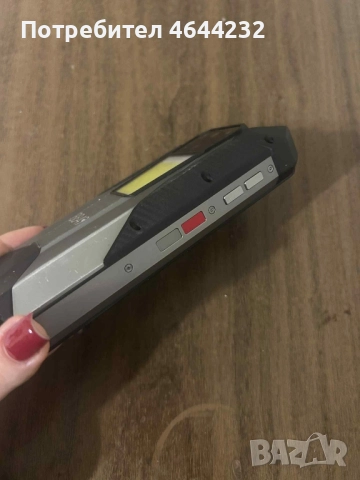 Продавам телефон Tank 3