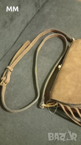 Дамса чанта за през рамо, снимка 4 - Чанти - 53405582