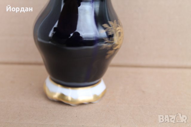 Порцеланова немска ваза цвят кобалт, снимка 5 - Антикварни и старинни предмети - 44050184