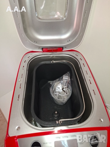 Хлебопекарна две бъркалки, бял-червен 800W, снимка 3 - Хлебопекарни - 52943170