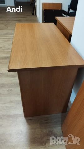 Бюро 120/79см бисочина 73см цбят - офис маса, снимка 5 - Работни маси и бюра - 53397731