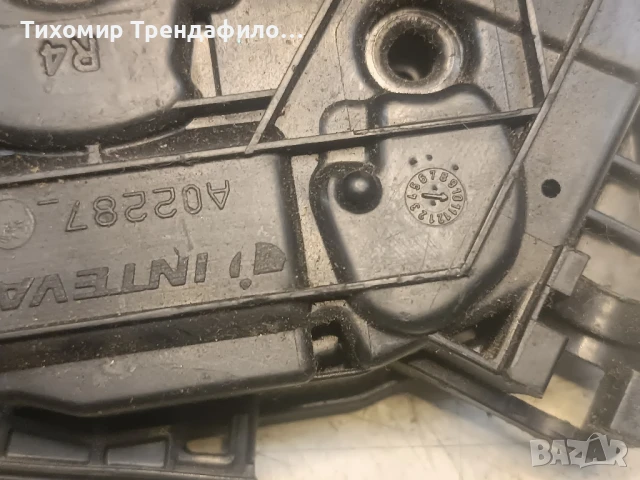 брава задна дясна врата Seat Leon , Skoda Yeti , Vw Golf 6 2011г. 5E0839016 , 5E0 839 016, снимка 4 - Части - 51321629